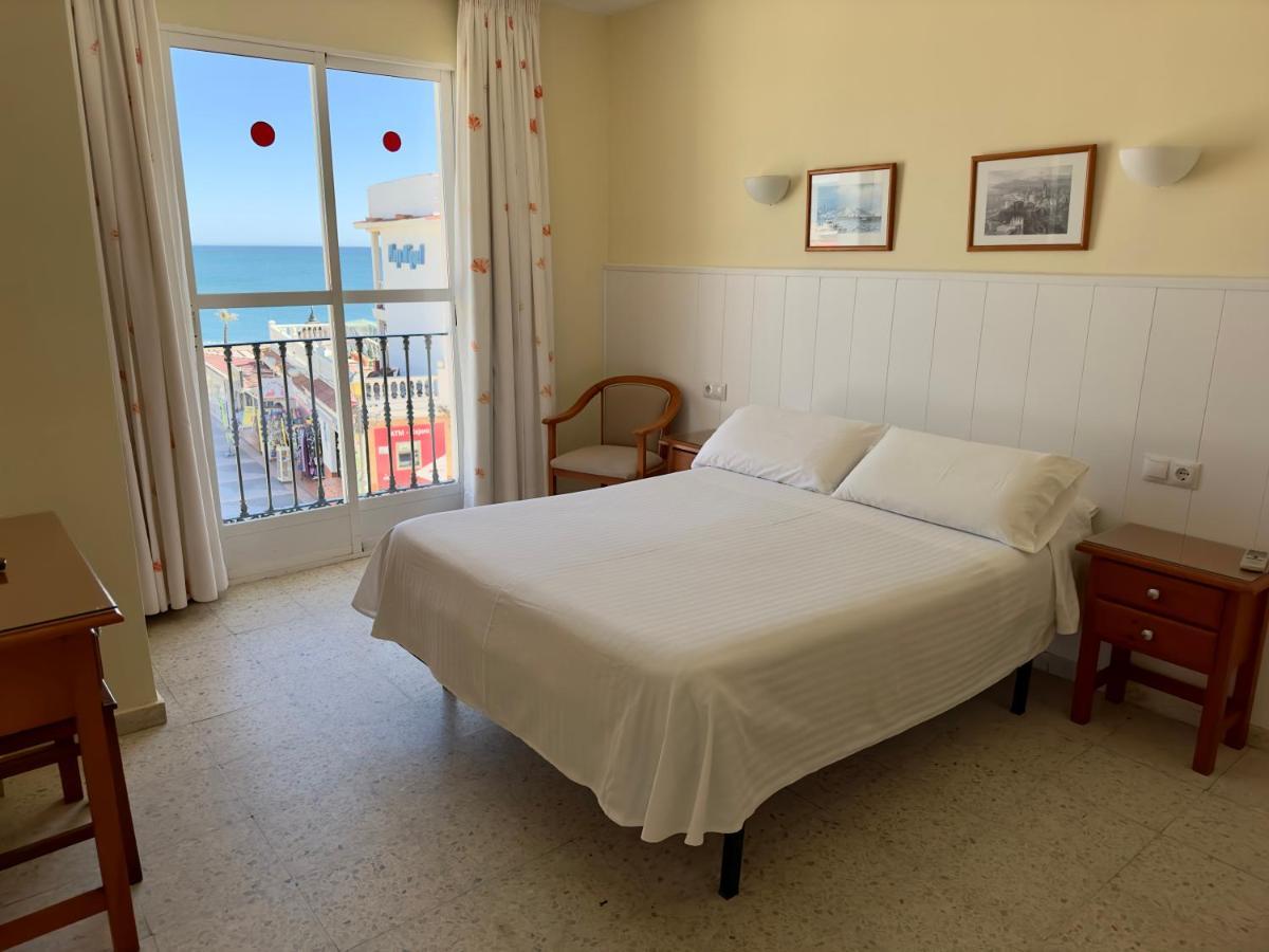 Hotel Cabello Torremolinos Exteriör bild