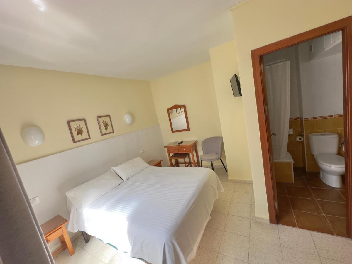 Hotel Cabello Torremolinos Exteriör bild