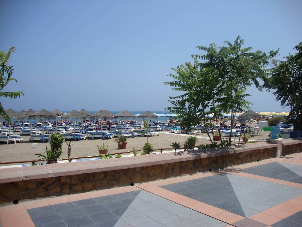 Hotel Cabello Torremolinos Exteriör bild