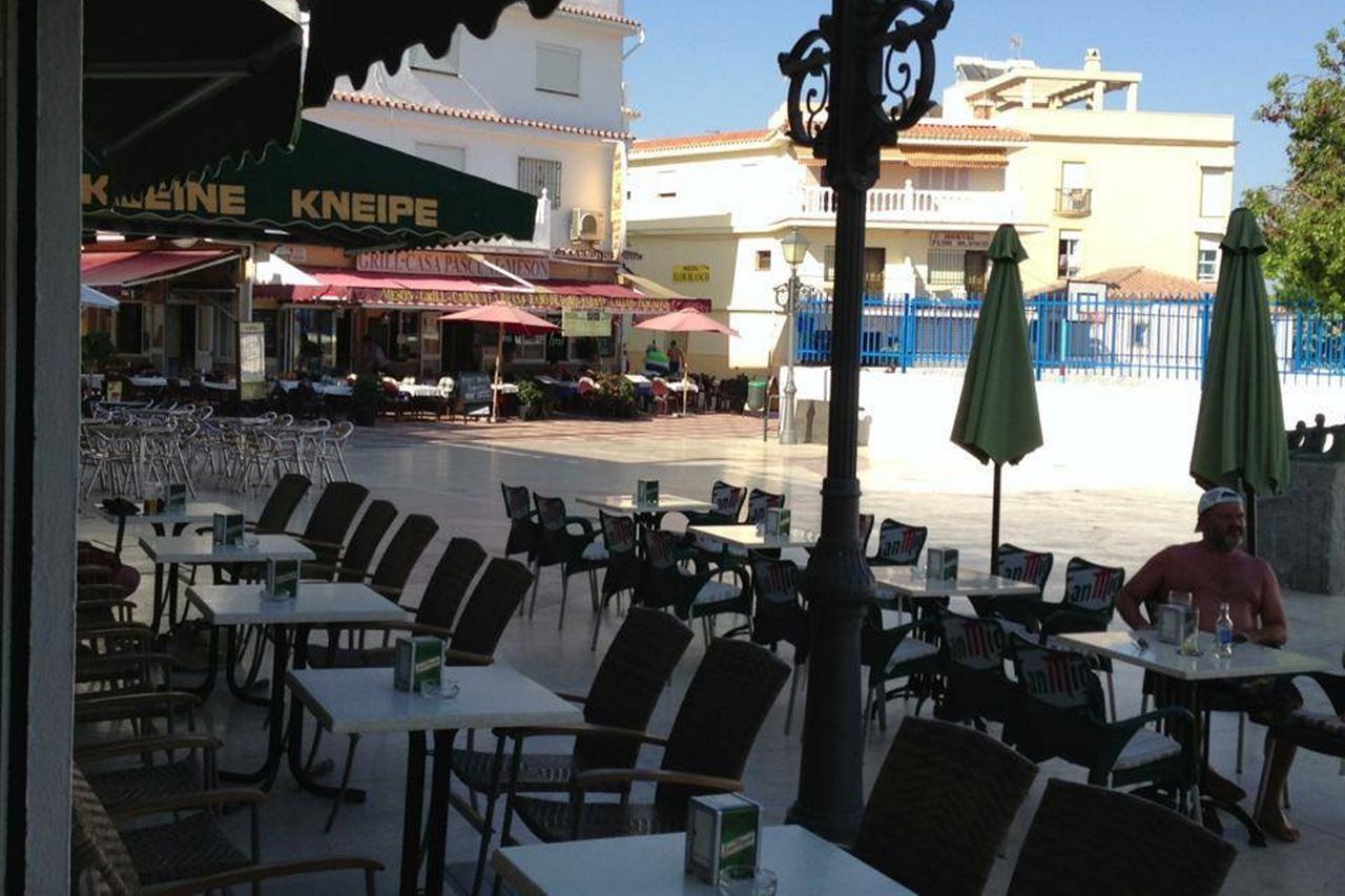 Hotel Cabello Torremolinos Exteriör bild