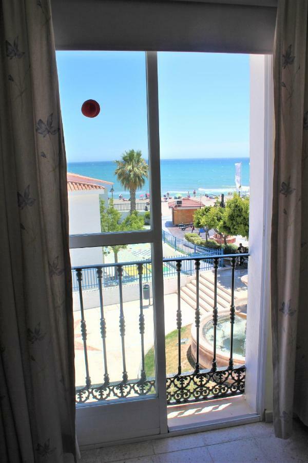 Hotel Cabello Torremolinos Exteriör bild